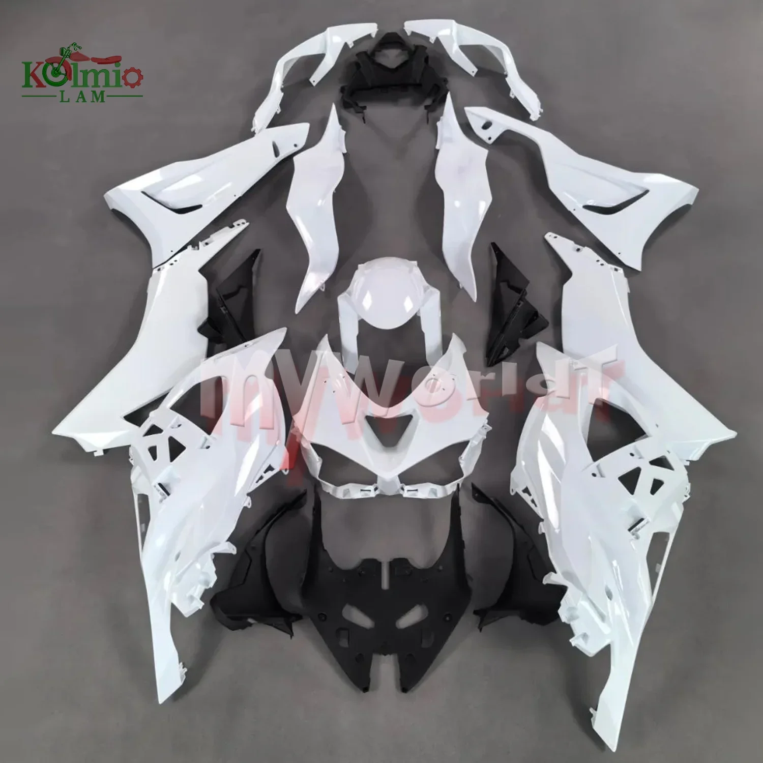 Kawasaki Ninja ZX6R 2024-2025 プラスチック製カウルセット