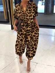 Macacão feminino de renda com decote em v, manga curta, macacão solto, macacão elegante, macacão com estampa leopardo, moda verão