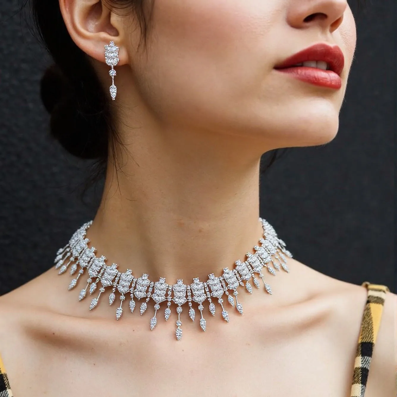 Vintage Zircon Jewelry Set for Women 2026 European And American High-End Light Luxury Earrings And Necklace Combo