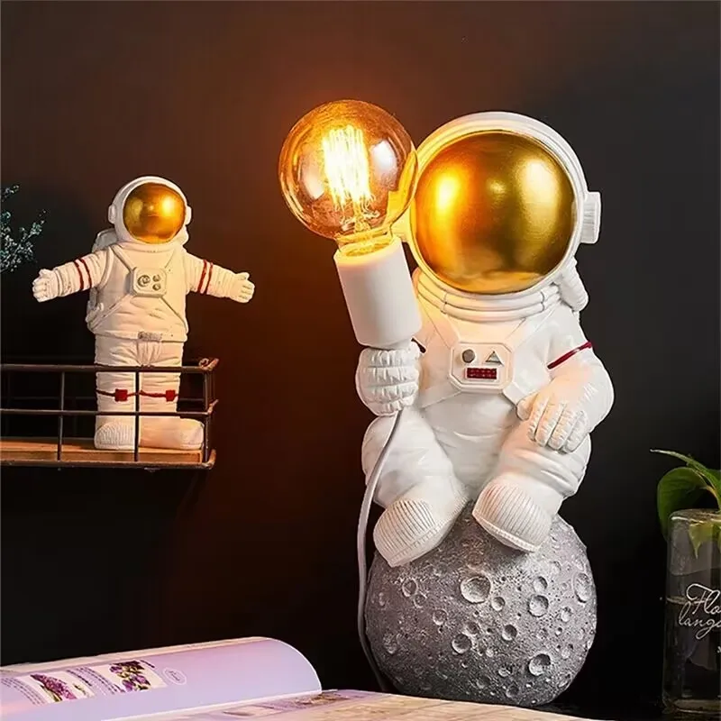 

Nordic LED personality astronaut moon children's room wall lamp kitchen dining room bedroom study balcony aisle lamp decoration