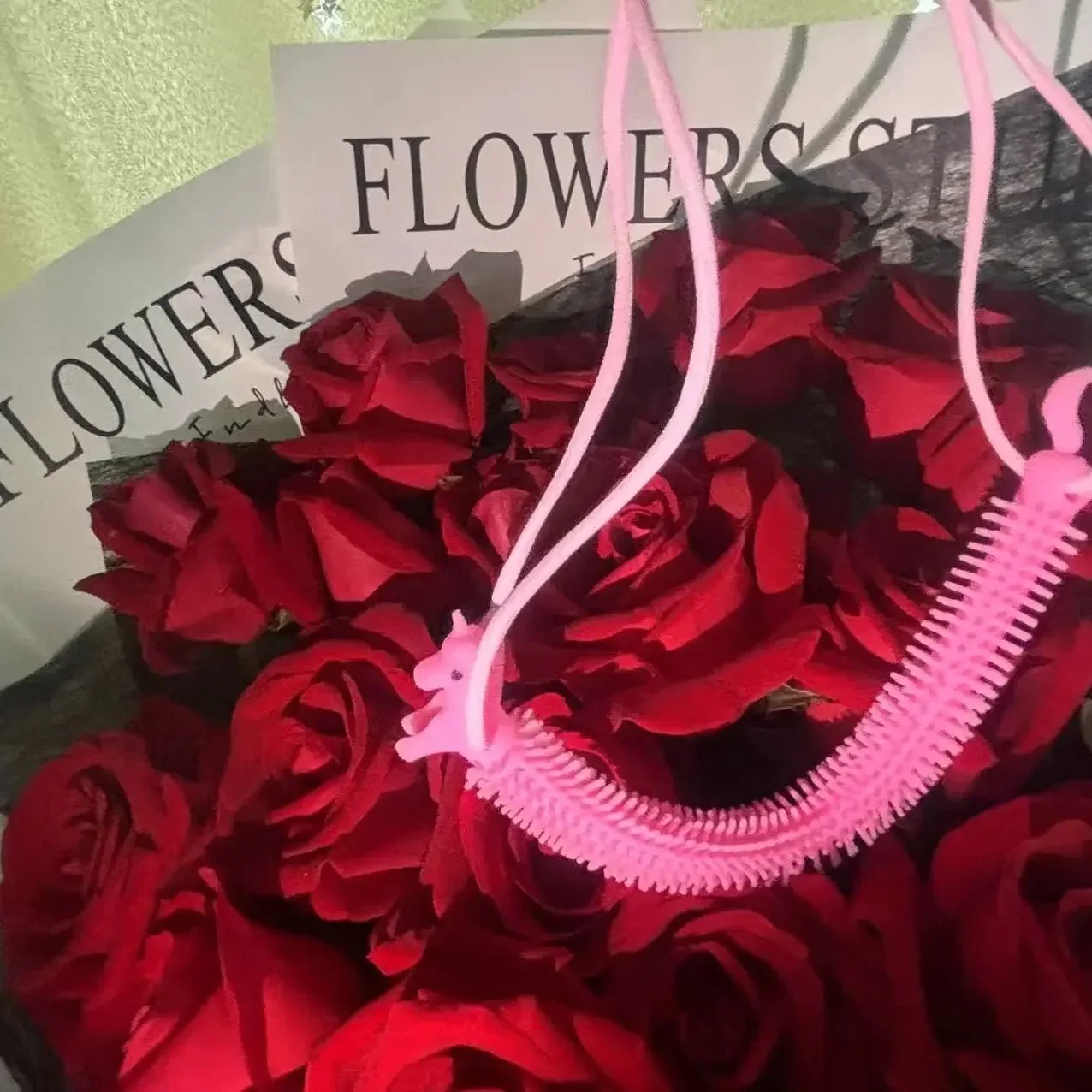 Damskie figi T prywatne wiadomość dotykowe miękkie stringi perspektywa bielizna pokaż potańcówka majtki zabawki fetysz dżinsy z otwartym krokiem