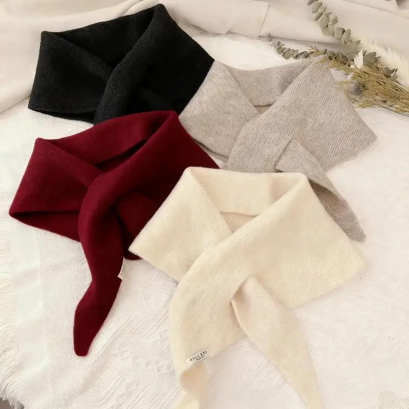 

Niche Triangular Scarf Women Headscarf Knitted Scarf Multi-functional Warm Knitted Scarf Korean Gentle Style Shawl Neck Warmer