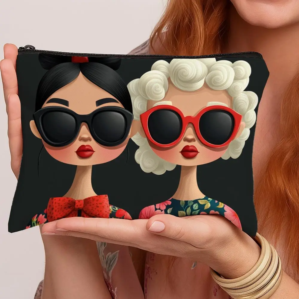 1pc Fashion Girls Print Makeup Bag,Reusable Cosmetic Pouch,Perfect for Daily,Travel,Makeup Storage,A Fun Gift for Style Lovers.