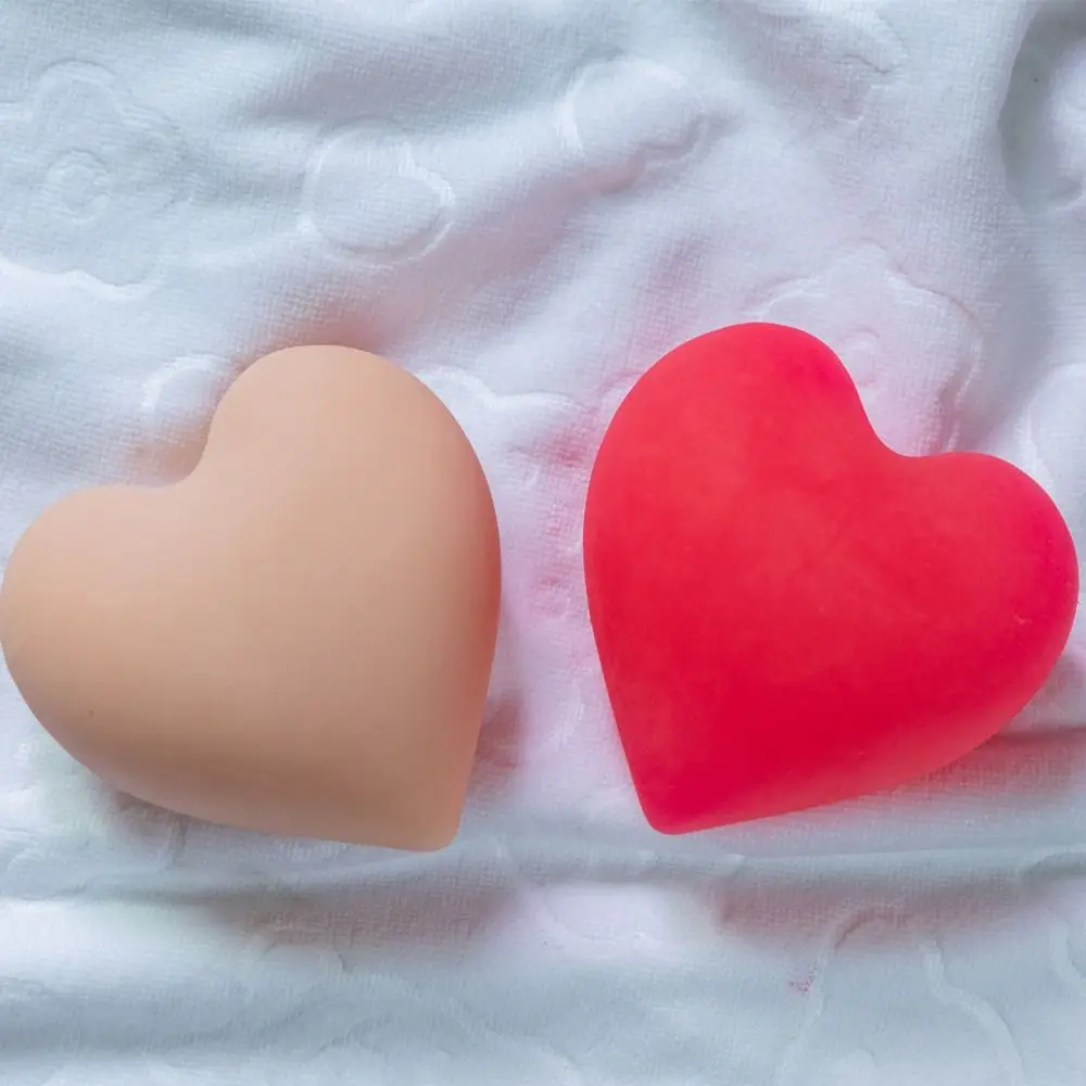 1개 내구성 있는 하트 모양 스퀴즈 장난감 컬러풀한 PU 스트레스 해소 장난감 반복 사용 가능한 릴랙스 장난감 침실 장식