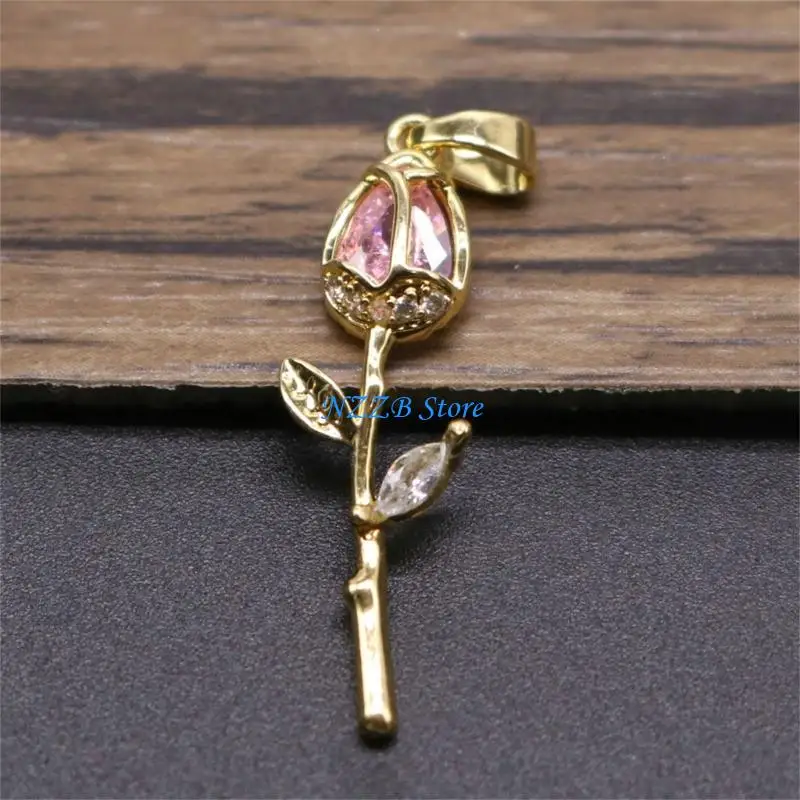 

T21F Elegant Gold Tulips Necklace Portable Accessory for Weddings and Parties