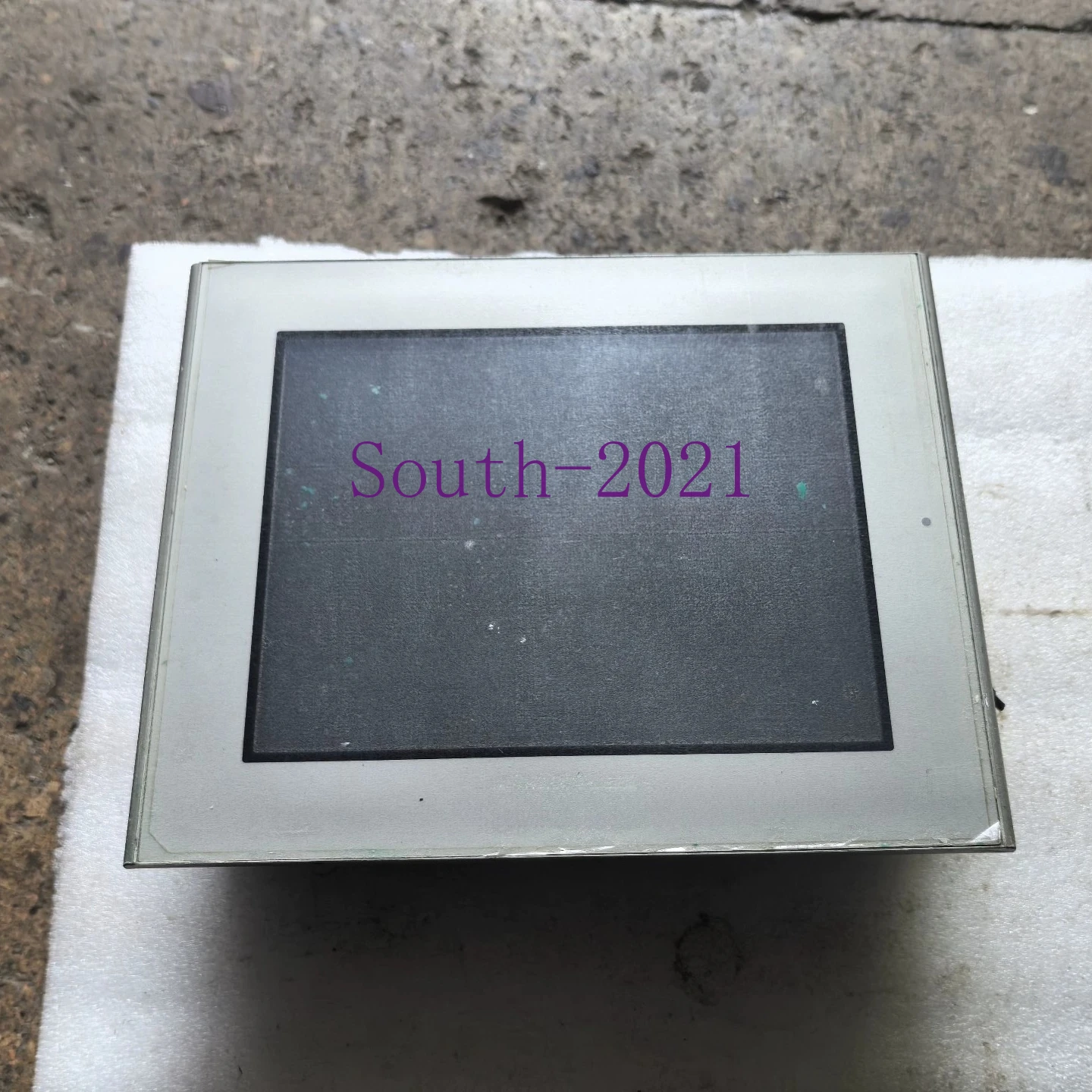 AGP3400-T1-D24 In good working condition, free shipping