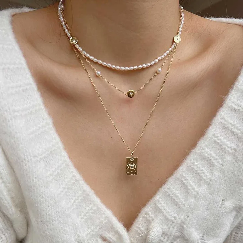 

Stacked Pearl Chain Necklace Suitable for Daily Party Travel and Fashionable Alloy Türkiye Eye Pendant Jewelry for Elegant Lady
