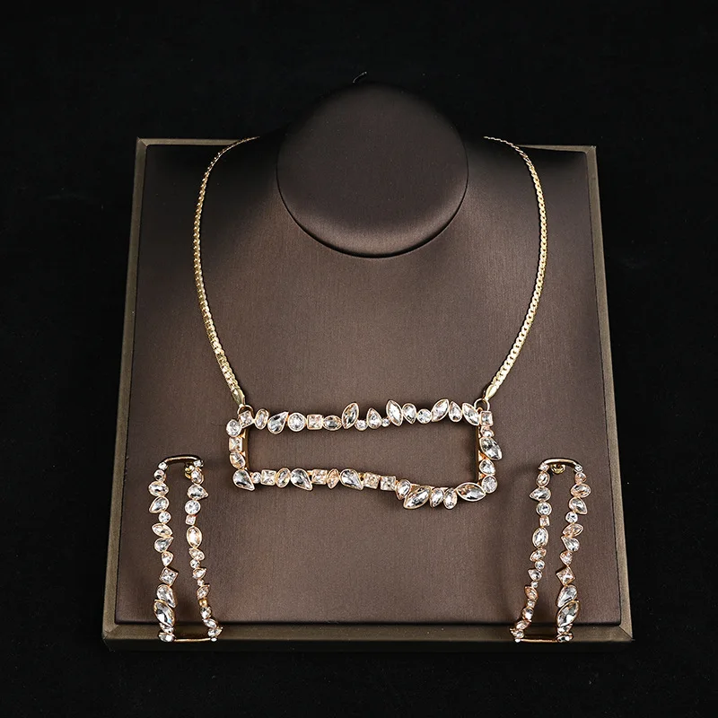 

Роскошный модный минималистичный комплект украшений с геометрическими элементами и цирконием: колье и серьги, высококачественный ювелирный подарок для женщин