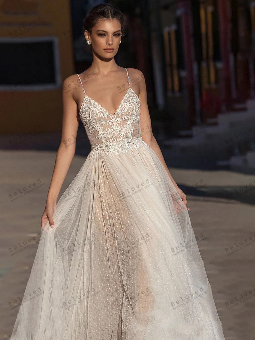 Abiti da sposa della boemia abiti da sposa classici Appliques di pizzo abiti senza maniche Sexy senza schienale per la festa abiti affascinanti di Novia