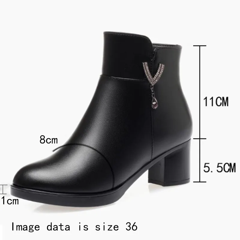 AIYUQI Women's Dress Boots Winter 2025 New Style New Wool Warm Women's Ankle Boots Large Size 41 42 43 Women's Short Shoes