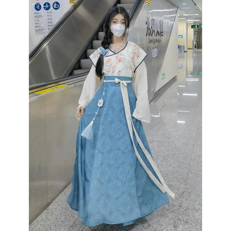

Tang Style Hanfu Women Round Collar Coat Eight-panel Skirt Petite Daily Commute Set