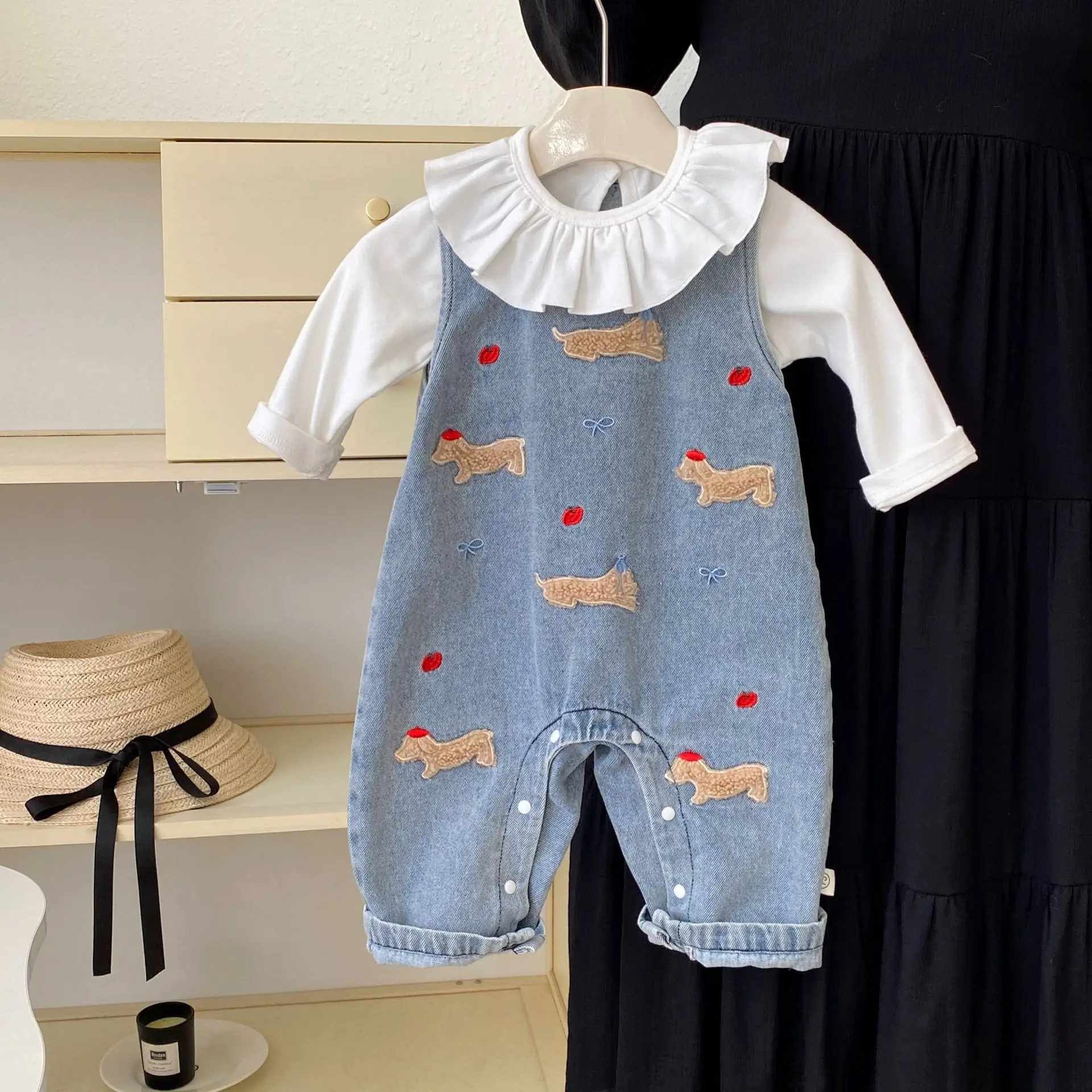 Baby Clothes Girls' Spot Spring and Autumn Cartoon Embroidered Denim Overalls, Doll Collar Top Set