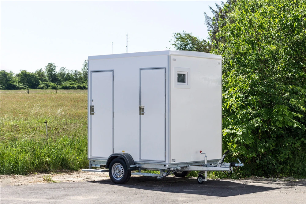 2 Station Mobile Portable Restroom Toilet Trailer Caravan Movable Portable Toilet With Shower Economic Bathroom