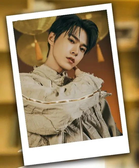 

No Repetition DoYoung Photo Mini Card Wallet Lomo Card Fans Collection Gift