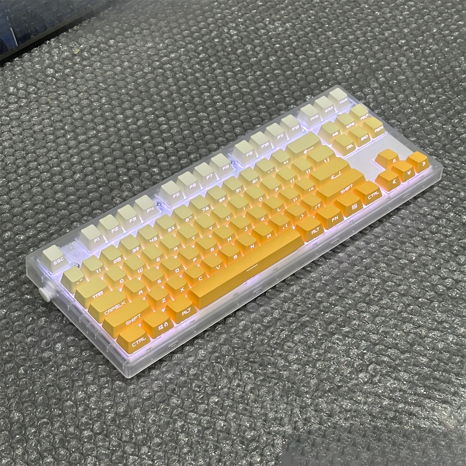 Green and orange keycap transparent PBT side engraving OEM simple gradual change 75/98/99/104 keyboard mechanical