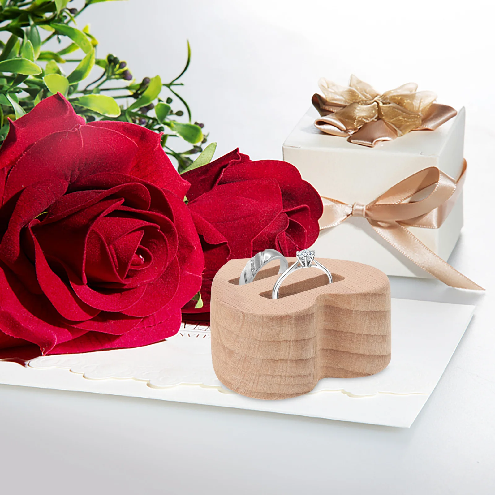 

2Pcs Heart Shaped Ring Display Wooden Stand Wedding Engagement Ring Holder Jewelry Organizer Showcase Rack Couple Rings Rack