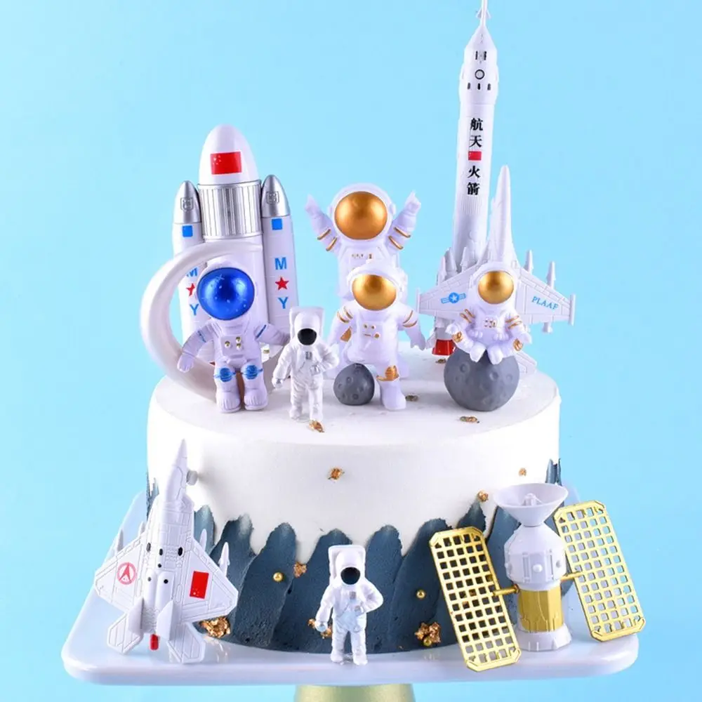 Astronaut Figurine Cake Toppers Miniature Rocket Space Shuttle Boy Birthday Supplies Party Decoration Baby Shower Ornament