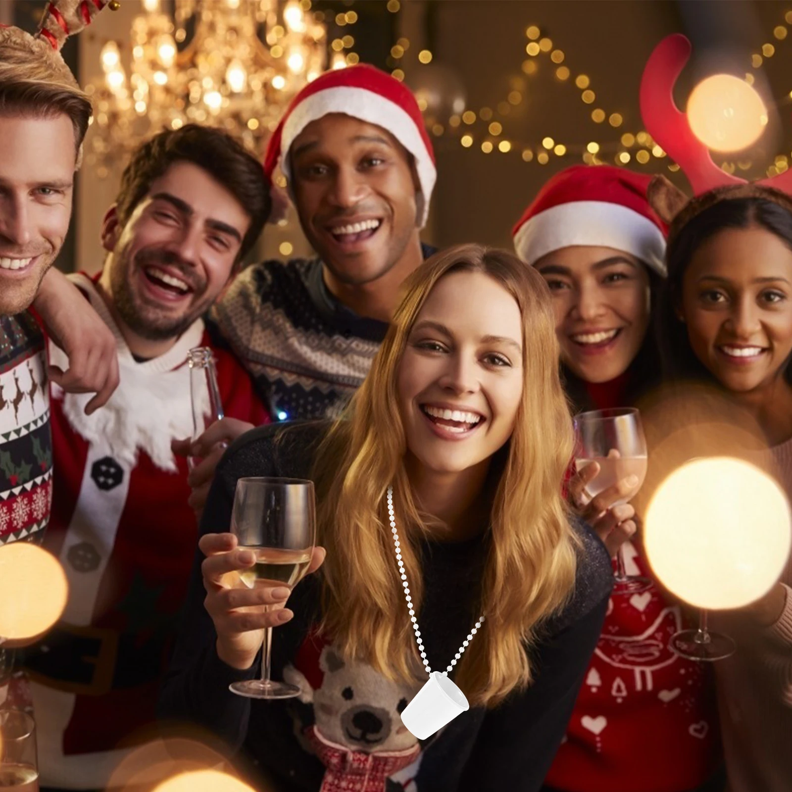 

1pc Plastic Wine Glass Party Supplies Decorative Chain Glasses for Bachelor Bachelorette Celebrations Safe Reusable