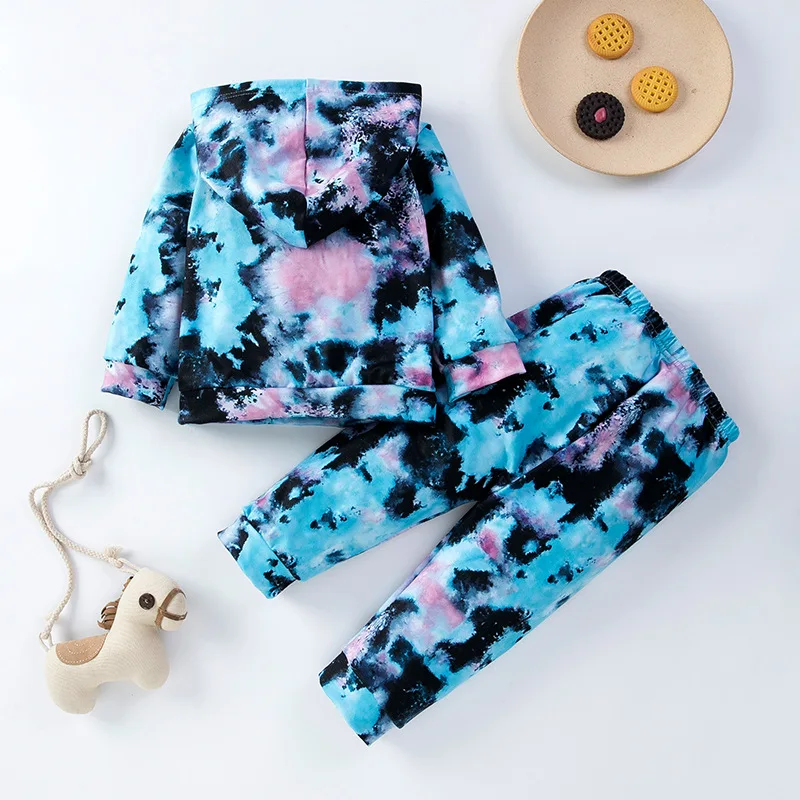 

Boys and Girls Spring and Autumn Outfits2Fashionable Tie-Dye Printed Heart Hoodie Sweatshirt and Long Pants Set Wholesale