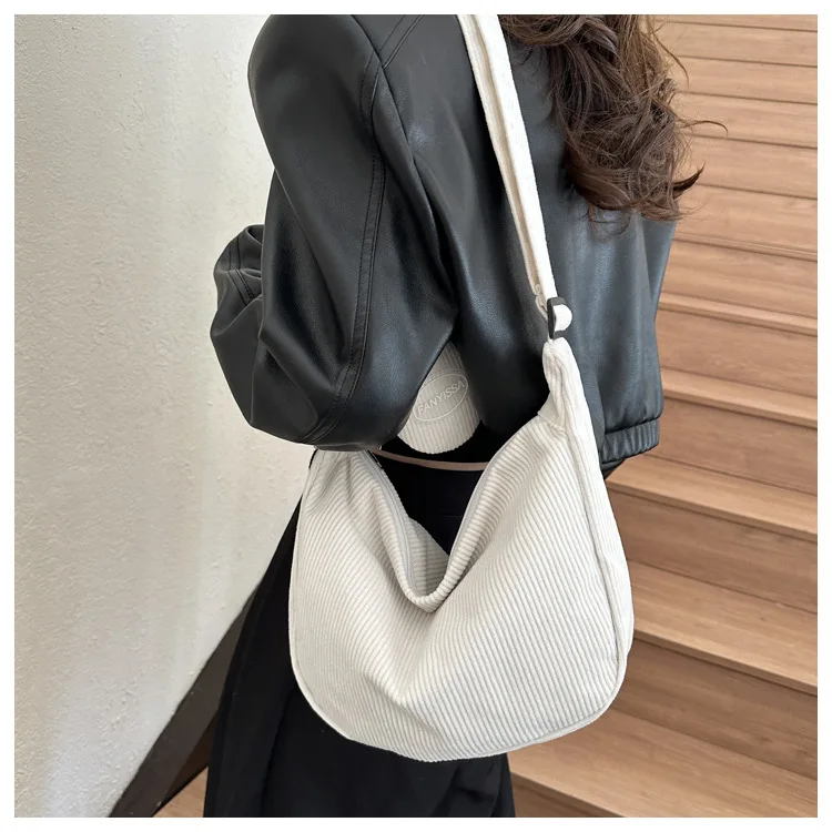 2026 Neue Schultertasche für Damen, Ins-Stil, Japanischer Cord, für Studenten und Pendler, Vielseitige Große Umhängetasche – Detail 5