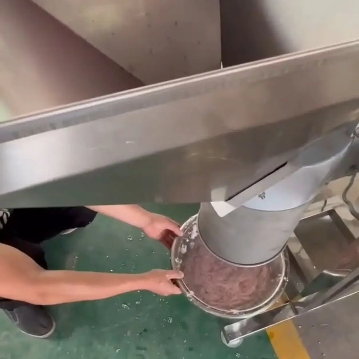 

Automatic Industrial Ginger Vegetable Garlic Onion Chopper Paste Grinder Mashed Potato Making Machine