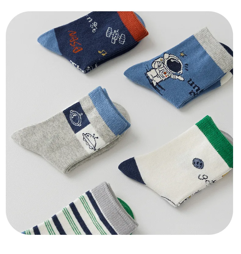 3-12T Children Autumn Socks Boys Mid Calf Cotton Socks Kids favourite Astronaut Pattern Socks A Class Socks 5 Pairs/lot