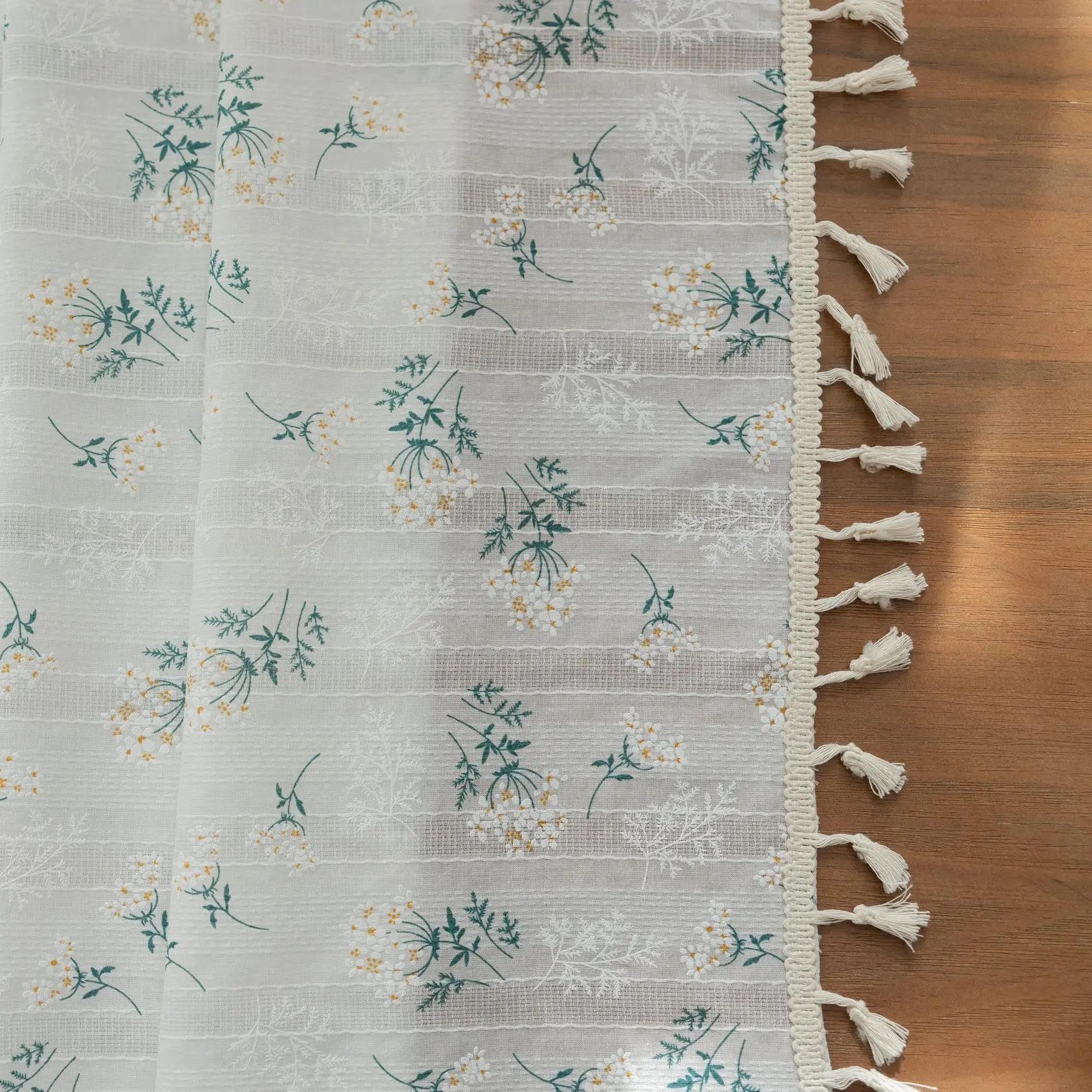 Thumbnail 4 - #52 Dining Table Cloths Comparison Guide