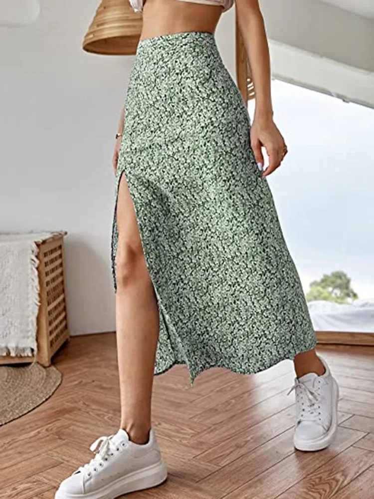 Fragmented floral skirt with split A-line buttocks and mid waist long skirt