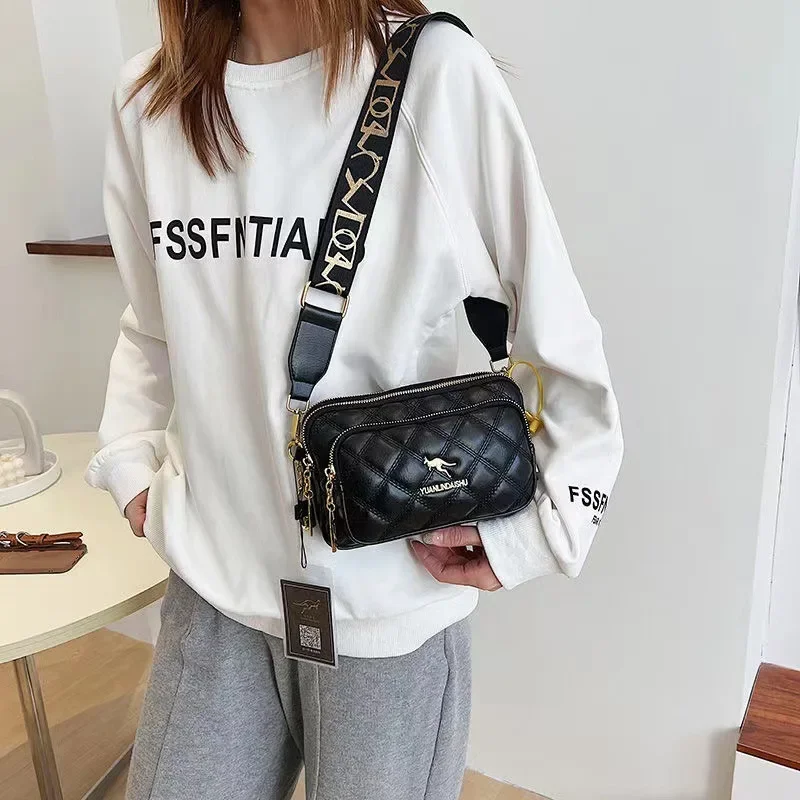 2023 Small Lingge Women\'s Bag New Trend Ins Small Fragrant Style Shoulder Bag Niche Handbag Three-layer Casual Crossbody Bag