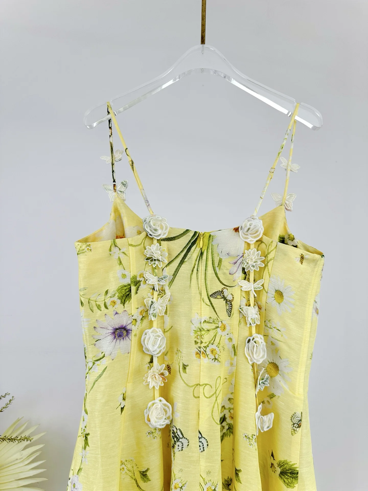Robe longue en lin et soie pour femmes, perles de cristal, jaune, imprimé floral, papillon, broderie, col carré, sans manches, vacances
