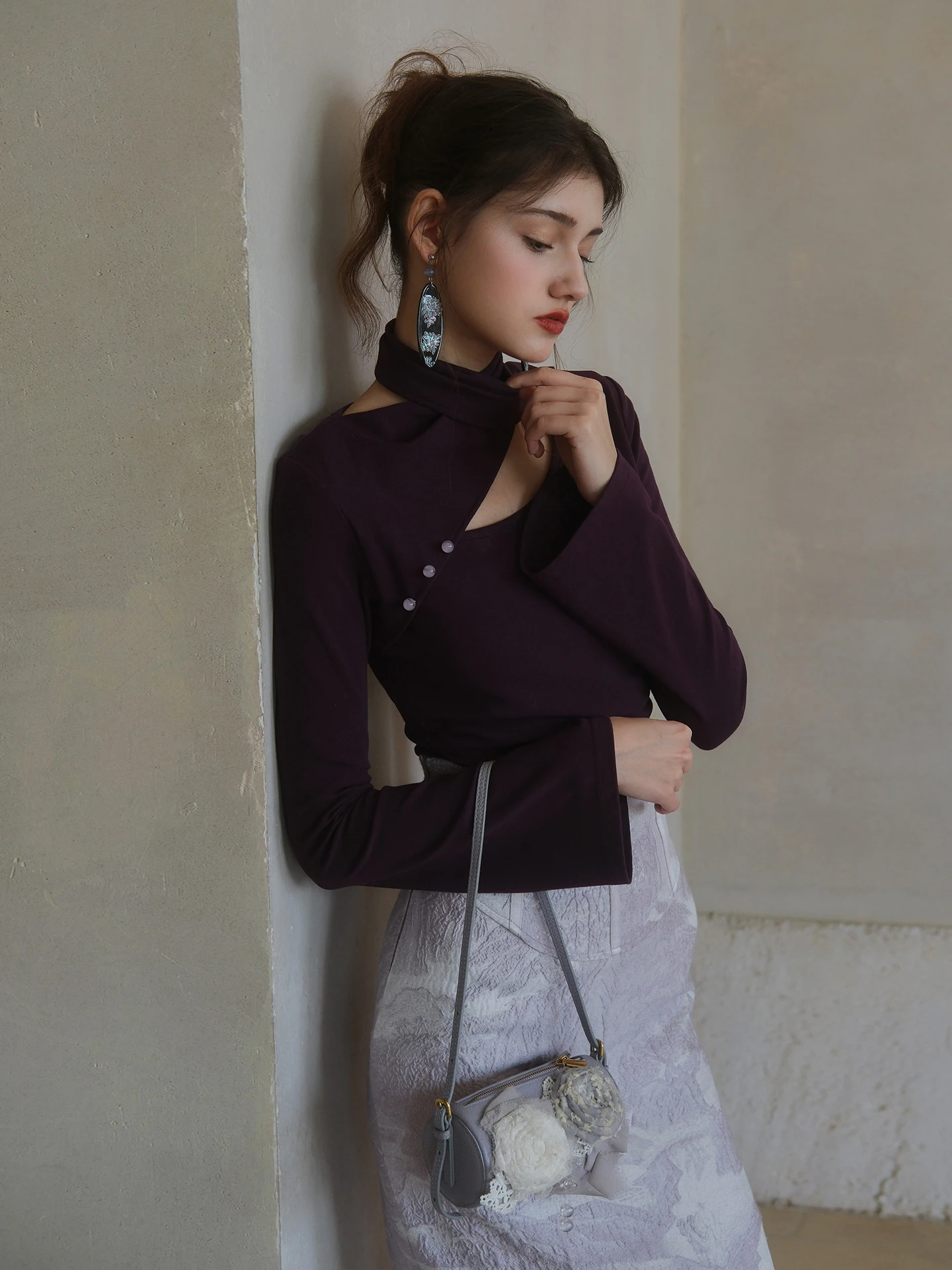 

Топ Slim Fit Bell Sve с боковой молнией и длинными рукавами от Uncle Peter Pan из коллекции Purple Fairy T Ele Faion Set