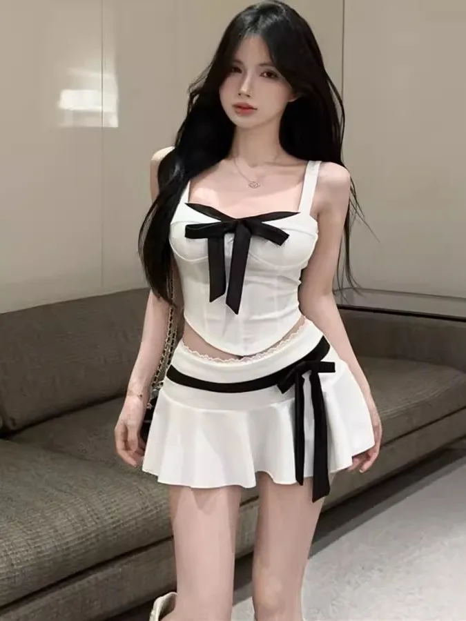 

Pure Desire American Style Dopaamine Set Strapless Crop Top Women Sexy Short Skirt White Moonlight Knot Fashion Set