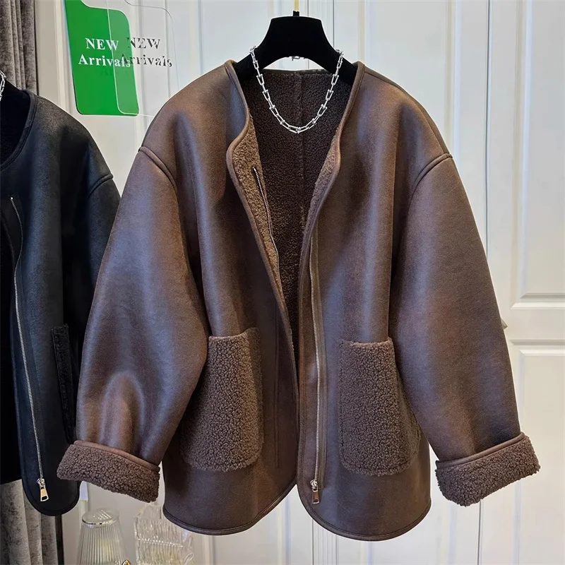 秋の新作ルーズレザージャケット レディース 韓国ファッション ジッパー ファー ステッチ ラウンドネック 女性用コート レザー プラスサイズ 3XL