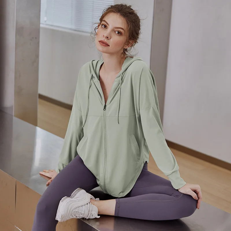 Women's  Fitness Wear Loose-fit Long Sleeve Breathable Sport Jacket Quick-dry  sun-proof clothing Running Yoga Top shirt summer