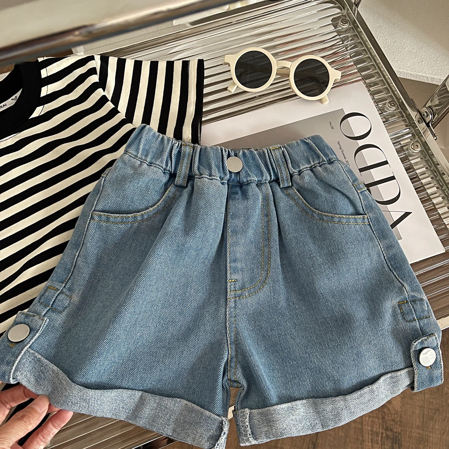 

Girls Pants 2024 Summer New Denim Shorts Korean Edition Girl's Feet Flap Summer Wash Denim Shorts