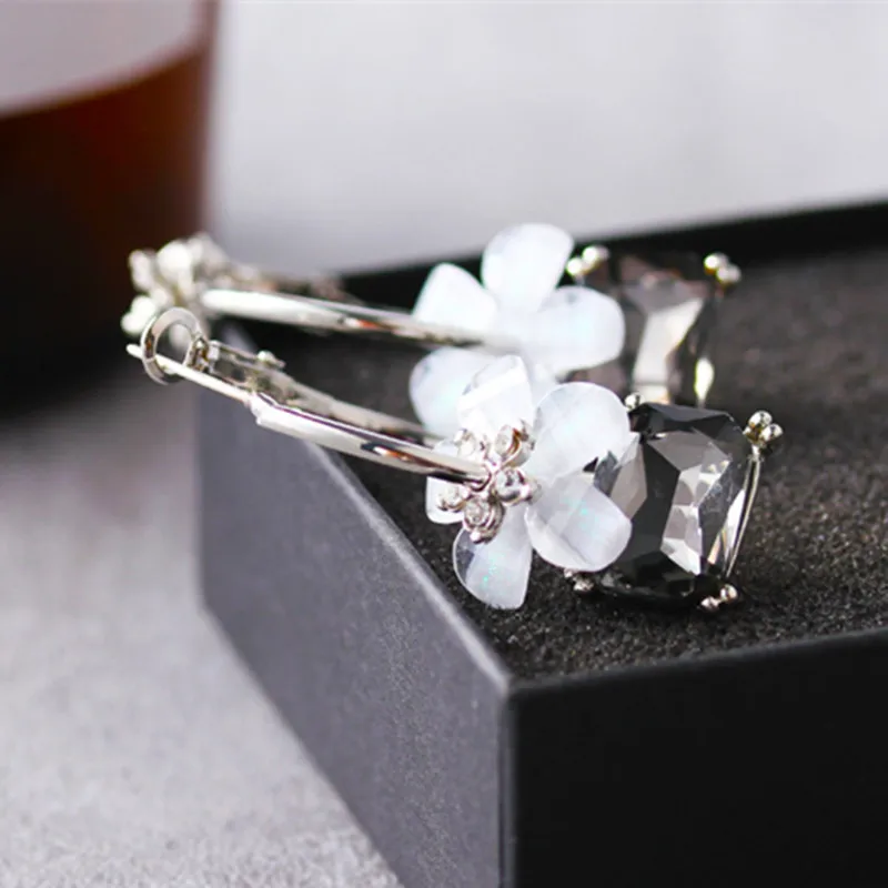 2024 New Arrivals Hot Trendy Fashion Flowers Bijoux Brincos Oorbellen Square Colorful Crystal Earrings For Women Jewelry