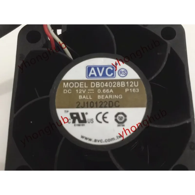 

AVC DB04028B12U P136 DC 12 В 0,66 А 40X40X28 мм Вентилятор охлаждения сервера