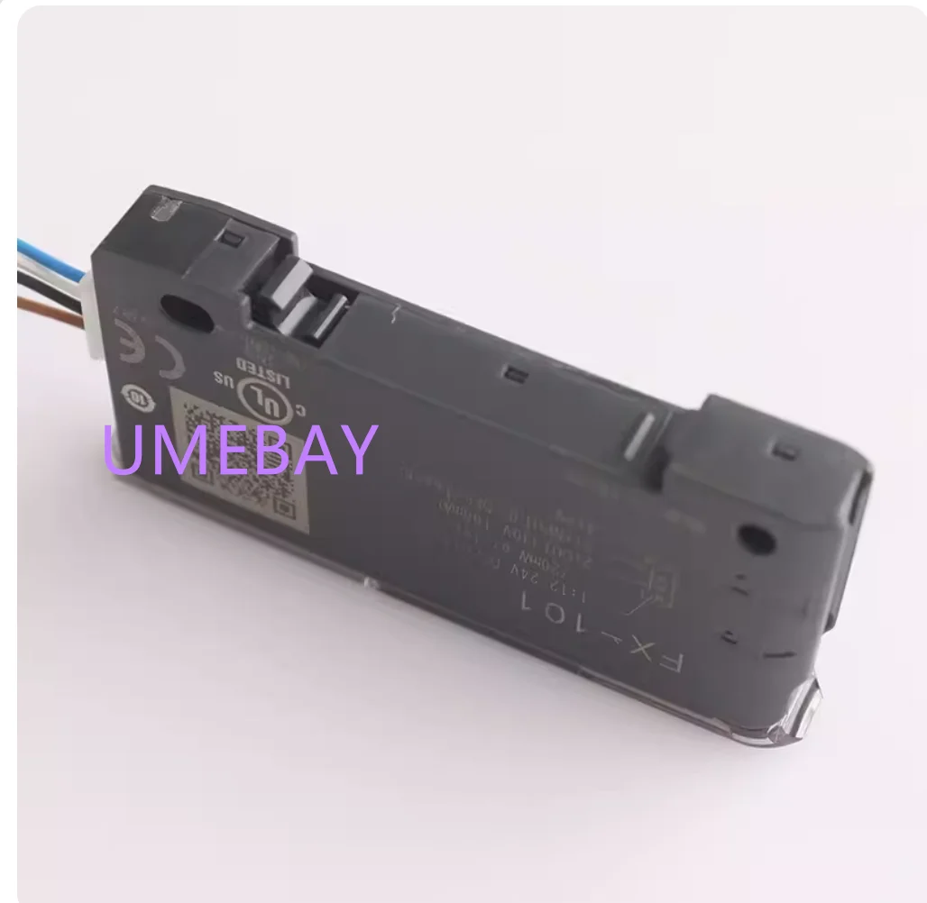 

1pcs Fiber optic amplifier sensor FX-101-CC2 FX-501-C2 FX-551-C2 FX-301-CC2 FX-305-CC2