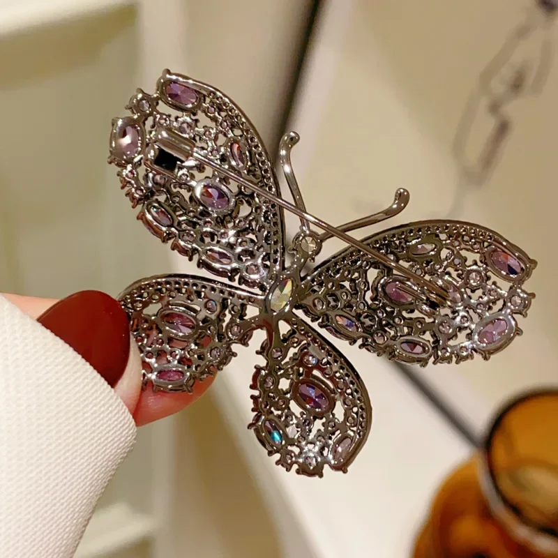 Light Luxury Dark Purple Zircon Butterfly Brooch Pins Retro Suit Coat Pin for Women Elegant Animal Corsage Accessories Ornament