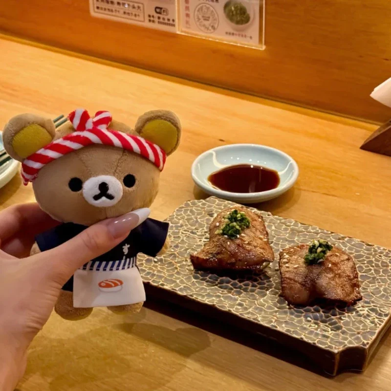 Cartoon san-x Rilakkuma Anime Speelgoed Sushi Korilakkuma Beer pluche Sleutelhanger leuke Accessoires Soft Gevulde Rugzak Hanger Geschenken