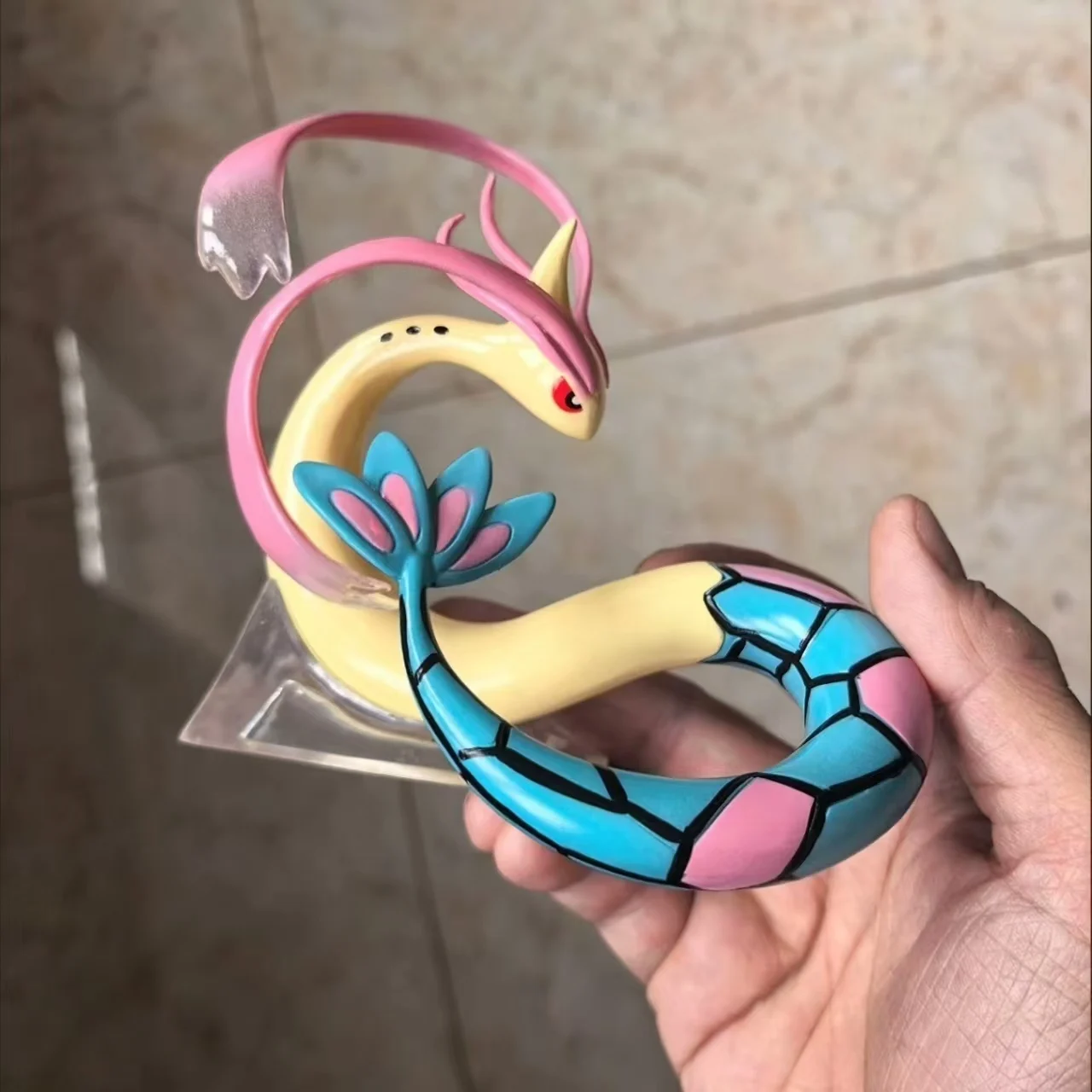 

Genuine Anime Proportion World Limited Milotic Feebas Evolutionary Group 1/20 Rare Limited Model