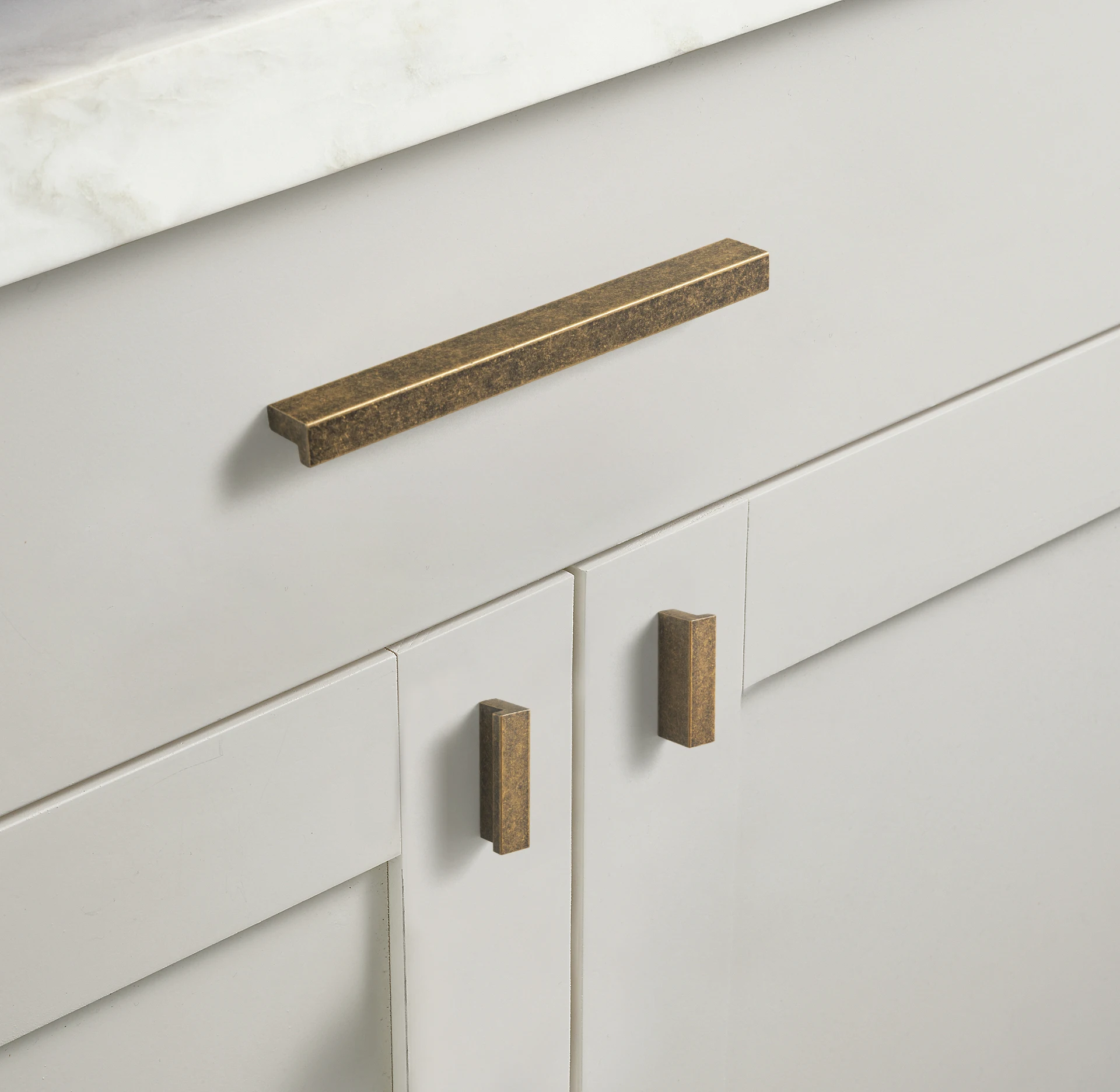 

Goo-Ki 12 Pack Antique Brass Cabinet Handles and Pulls Kitchen Door Handles Cupboard Handle for Furniture Hardware