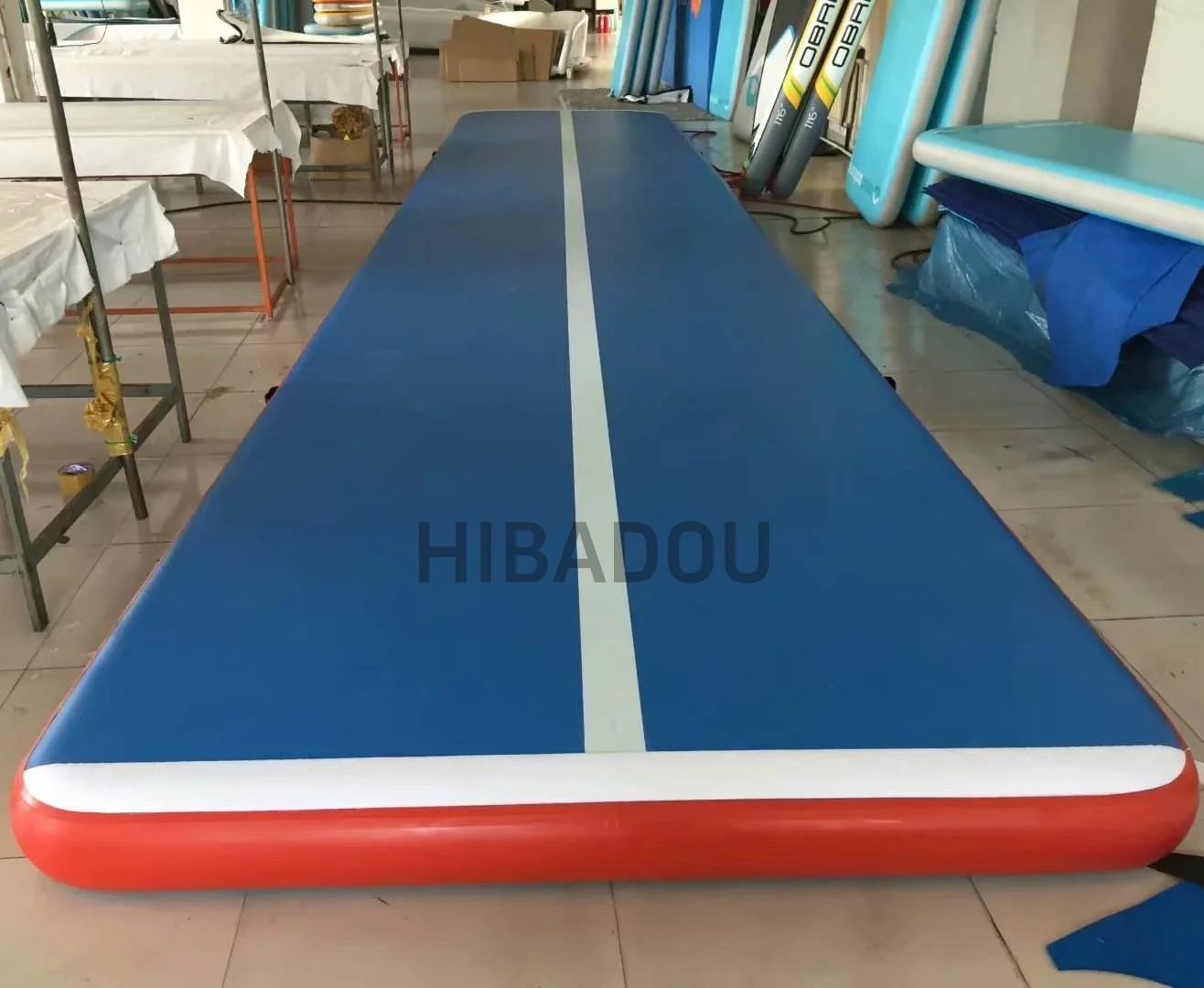 Aufblasbare Gymnastik-Luftmatte, 7 m x 2 m x 0,2 m, aufblasbare Luftkissenbahn-Gymnastik-Luftmatte, Tumbling-Matte, Gymnastikmatte für das Training mit einer Pumpe