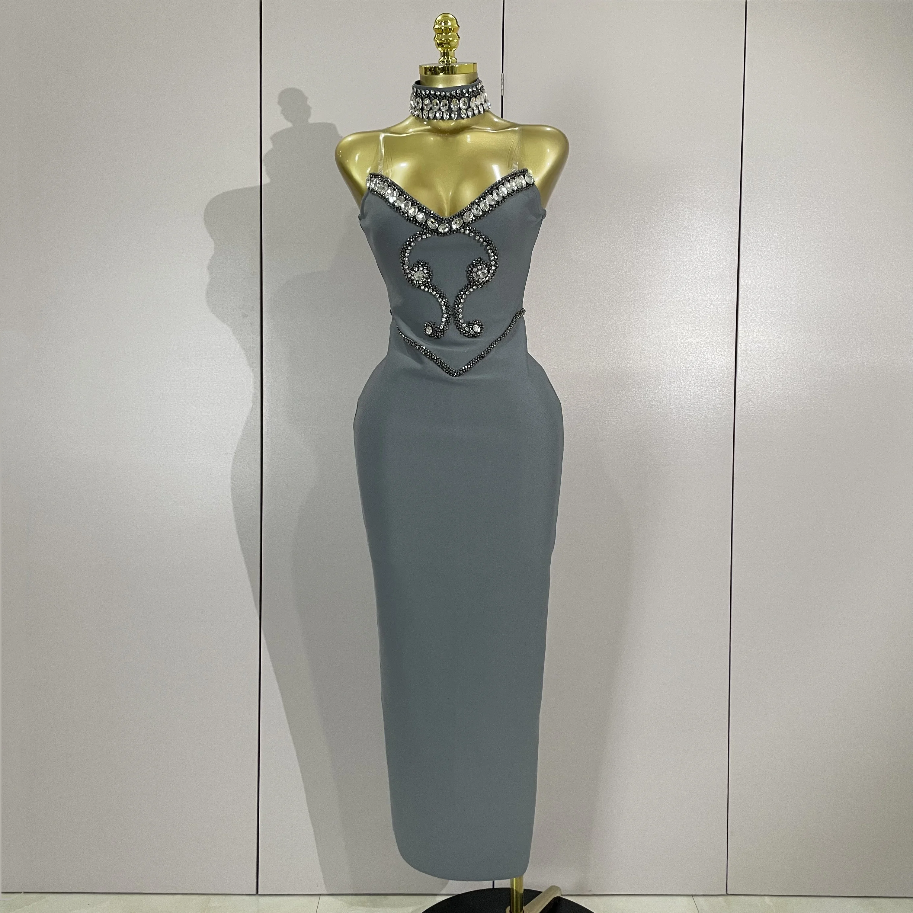 

Сексуальное платье без бретелек с бисером и ожерельем, бандажное платье, элегантное вечернее платье знаменитостей, нарядные клубные платья высокого качества на день рождения