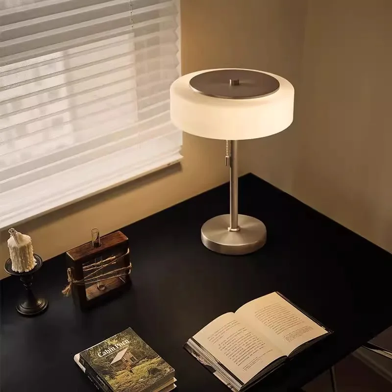 

Minimalist light luxury solid wood glass floor lamp living room sofa next to post-modern advanced bedroo、