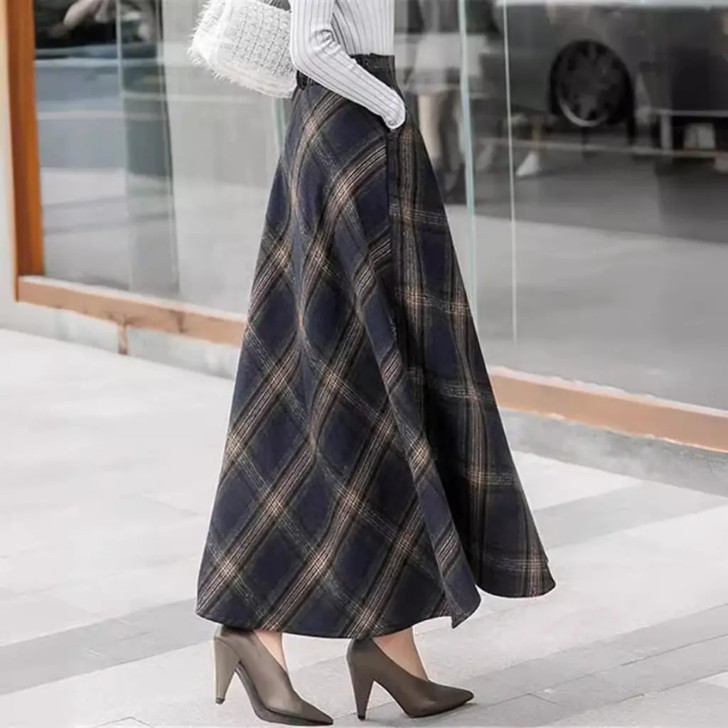 

Autumn Winter Women's Long Skirt High Waist Versatile Plaid A-Line Woolen Skirt for Ladies Fashionable Large Hem Design
