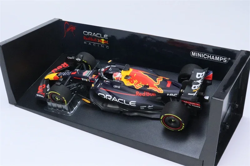 MINICHAMPS-Carro modelo fundido, RACING RB18 #1 MAX VENCEDOR DUTCH GP, 1:18, 2022