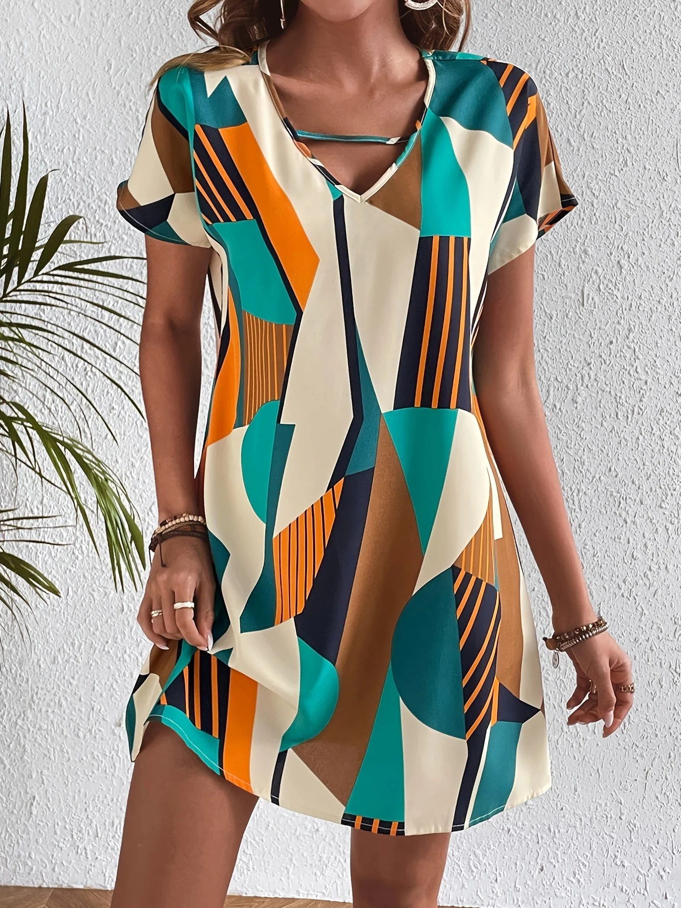 

Women's Dresses V Neck Short Sleeve Geometric Pattern Printed Dress Loose Comfort Casual Fashion Elegant Summer 2024