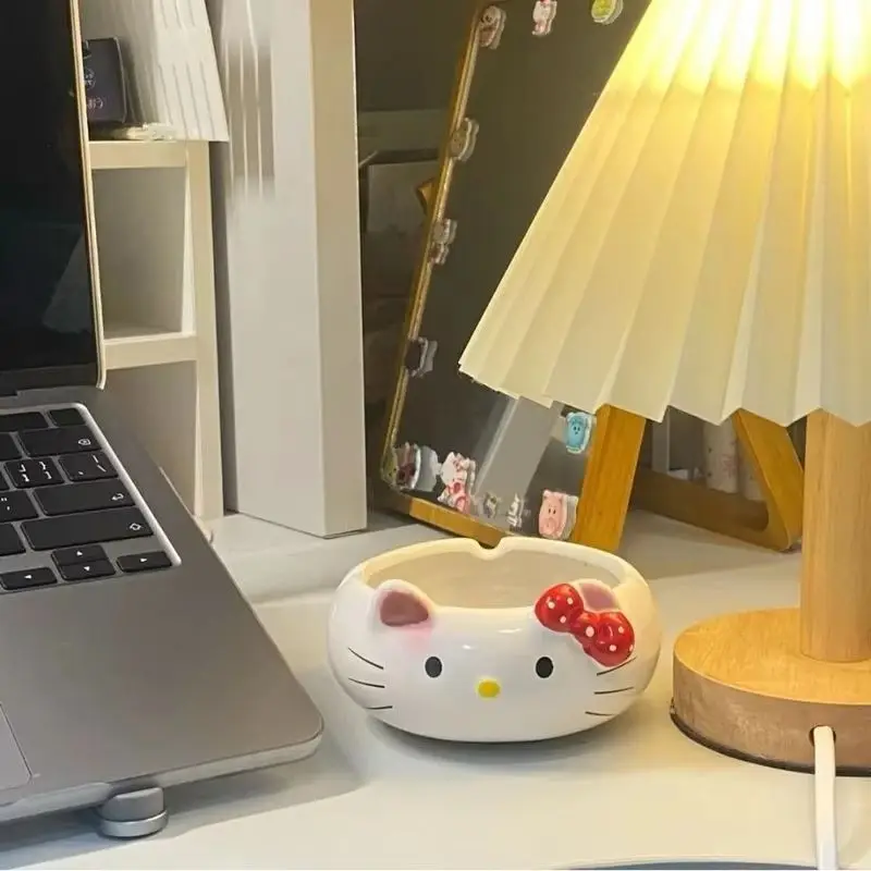 جديد مرحبا كيتي منفضة سجائر السيراميك لطيف الكرتون الوردي هدية شخصية لصديقها عمل دمى أشكال الرسوم المتحركة مشتق