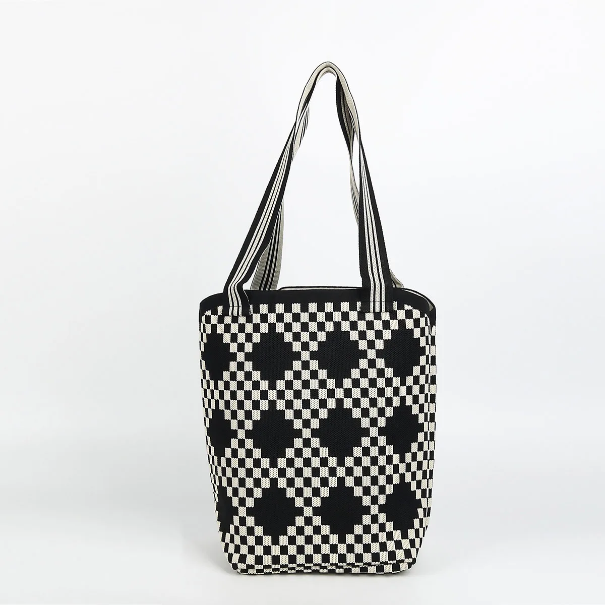 

Small Square Patterned Knitted Handbag Tote Bag, Simple, Casual and Fashionable, Suitable for Women to Use When Going Out, Commuting or Shopping, Durable and Breathable Knitted Fabric Can Be Used Repeatedly for a Long Time